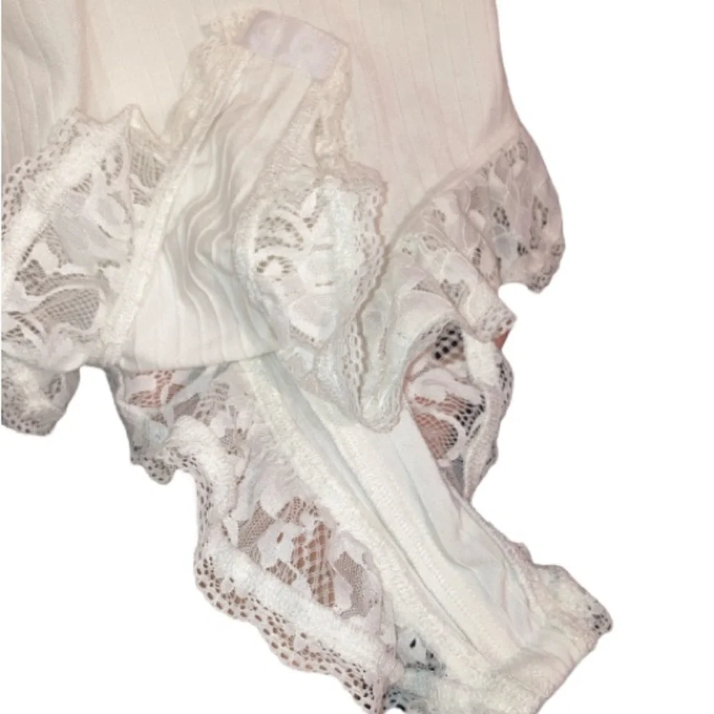 NEW Revolve White Lace bodice With Lace Trim Bodysuit size small - Picture 6 of 8